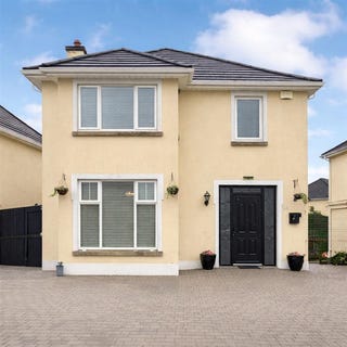 /international/ie/24-the-crescent-the-weir-view-kilkenny-kilkenny-210109681488/