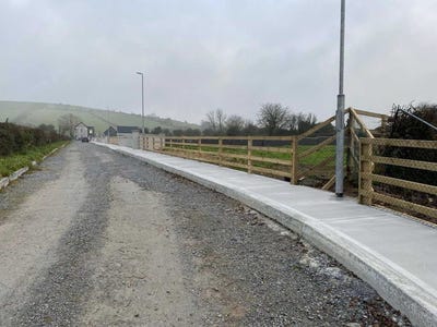/international/ie/broadford-limerick-210109684786/