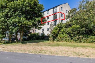 /international/ie/18-the-cornmill-vauxhall-street-balbriggan-dublin-210109683091/