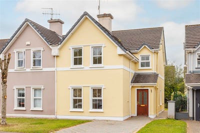 /international/ie/15-bruach-na-habhann-ballydribbeen-killarney-kerry-210119658339/