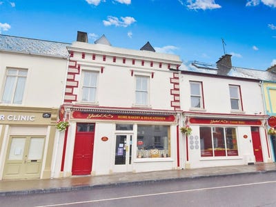 /international/ie/john-r-s-foodhall-70-72-upper-church-street-listowel-kerry-210109680316/