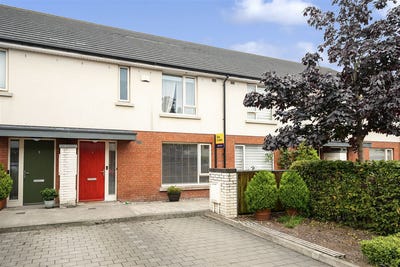/international/ie/7-stratton-close-adamstown-square-lucan-dublin-210110141358/