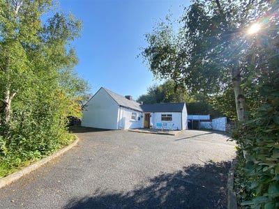 /international/ie/tain-cottage-ballyoonan-omeath-louth-210109686372/