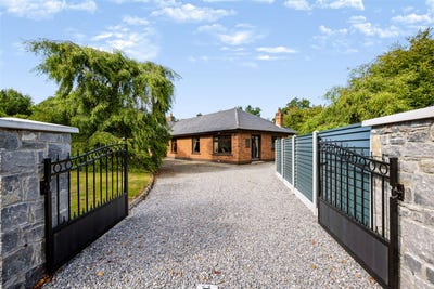 /international/ie/knock-cross-balrothery-dublin-210119673695/