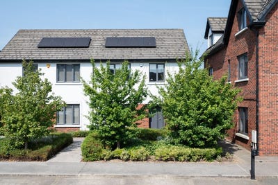 /international/ie/71-drynam-avenue-kinsealy-dublin-210109678565/