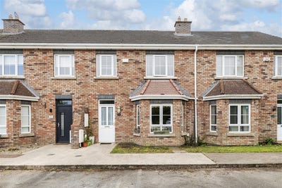 /international/ie/4-newhaven-court-balbriggan-dublin-210109692384/