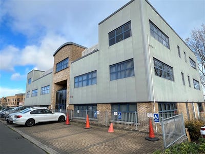 /international/ie/office-a-southern-cross-house-southern-cross-business-park-bray-wicklow-bray-wicklow-210109686592/