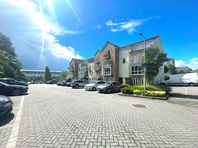 /international/ie/bantry-square-waterville-dublin-15-dublin-210109686447/