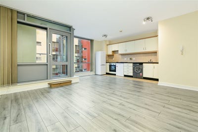 /international/ie/apartment-14-block-a-city-gate-city-gate-210110141449/
