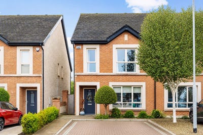 /international/ie/263-beech-park-easton-road-leixlip-kildare-210110360401/