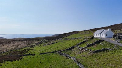 /international/ie/horn-head-dunfanaghy-donegal-210119619404/