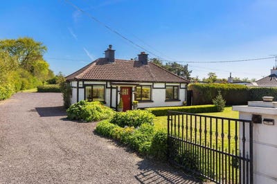 /international/ie/oakleigh-flemington-navan-meath-210109675585/