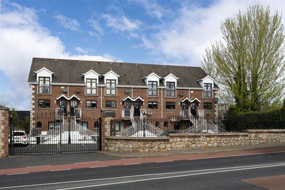 /international/ie/4-shrewsbury-lodge-johnstown-road-glenageary-dublin-210109684723/