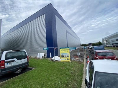 /international/ie/goldcrest-house-geddis-unit-1-elm-road-swords-dublin-210109674758/