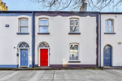 /international/ie/72-church-street-skerries-dublin-210109686922/