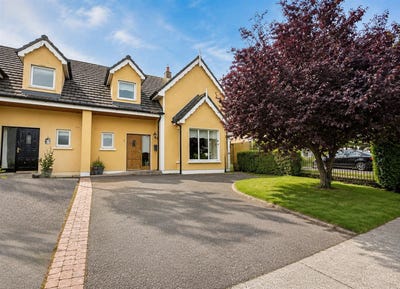 /international/ie/2-ashbrook-portlaoise-laois-210109721096/