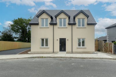 /international/ie/41-bruach-na-habhainn-kileen-maganey-laois-210110041892/