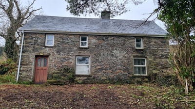 /international/ie/coole-annascaul-louth-210109685164/