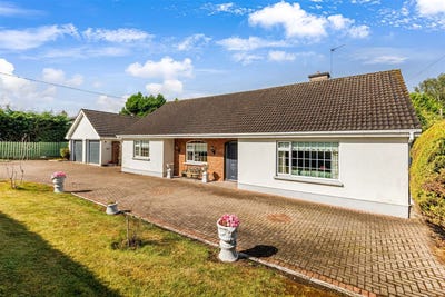 /international/ie/effernock-dublin-road-trim-meath-210119788815/