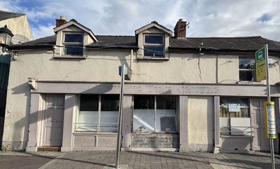 /international/ie/16-18-main-street-leixlip-kildare-210109674176/