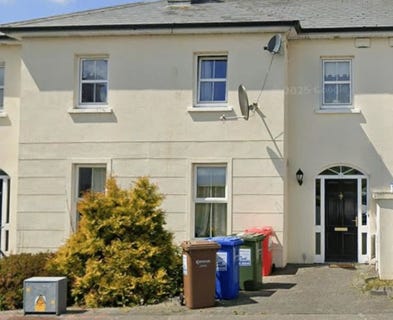 /international/ie/longfield-avenue-clonmel-meath-210109676357/