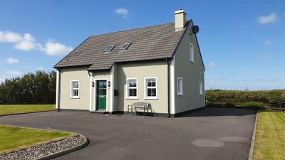 /international/ie/no-7-arranmore-view-burtonport-donegal-210119673783/