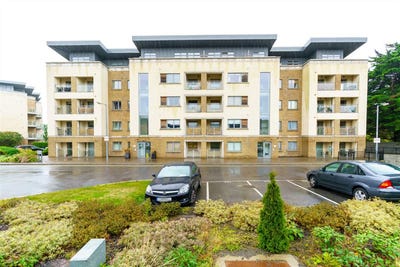 /international/ie/30-beech-house-carrickmines-green-dublin-18-dublin-210109686449/