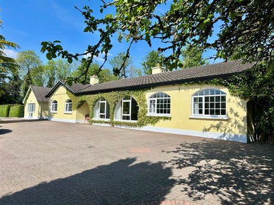 /international/ie/killinaker-rooskey-roscommon-210109680742/