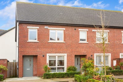 /international/ie/16-shackleton-way-lucan-dublin-210110353572/
