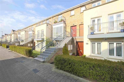 /international/ie/bantry-square-dublin-15-dublin-210109674285/