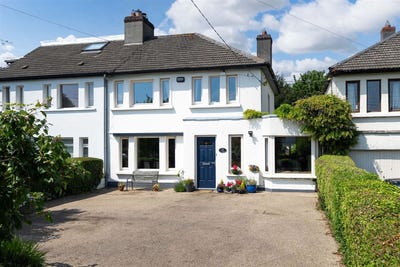 /international/ie/ros-inbhir-38-priory-drive-stillorgan-dublin-210109683055/