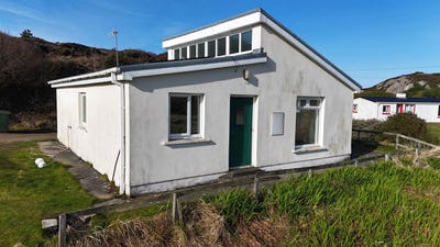 /international/ie/cloughglass-burtonport-donegal-210109685690/