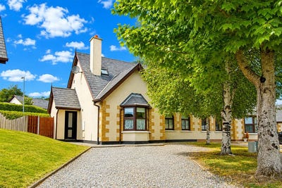 /international/ie/13-forest-park-gorey-wexford-210119619308/