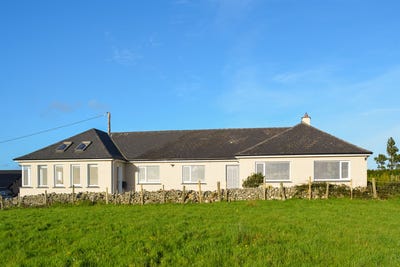 /international/ie/grange-north-sligo-louth-210120597708/