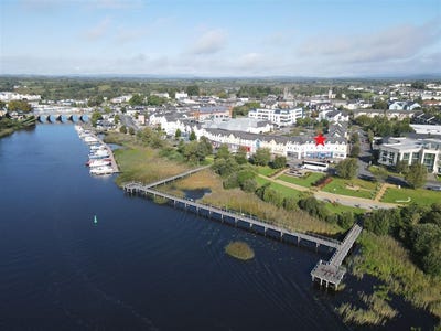 /international/ie/11-riverview-landmark-court-carrick-on-shannon-roscommon-210109674460/