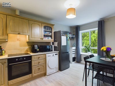 /international/ie/apartment-11-an-crocan-clane-kildare-210110330354/