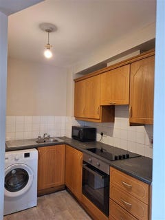/international/ie/17-carroll-village-dundalk-louth-210109684820/