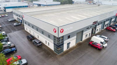 /international/ie/unit-43-kells-business-park-kells-kilkenny-210109712741/