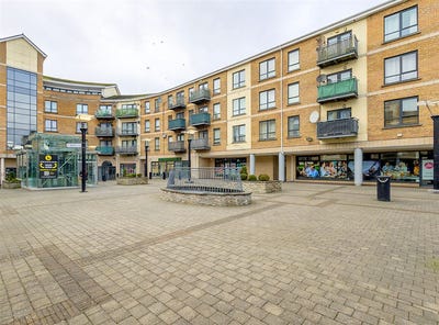 /international/ie/apartment-5-the-crescent-killegland-street-ashbourne-meath-210109671827/