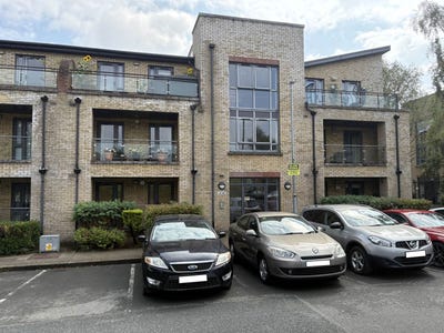 /international/ie/46-the-court-dunboyne-castle-dunboyne-meath-210110330227/