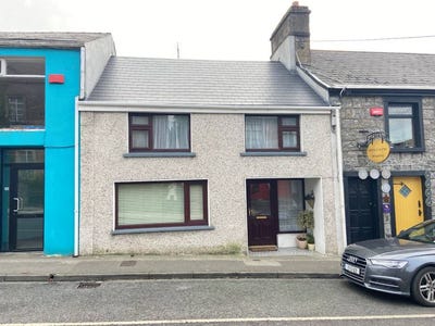 /international/ie/15-upper-chapel-street-castlebar-mayo-210109675886/