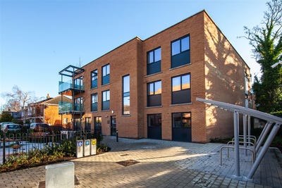 /international/ie/apartment-223-block-f-ashbrook-howth-road-dublin-3-dublin-3-dublin-210119898029/