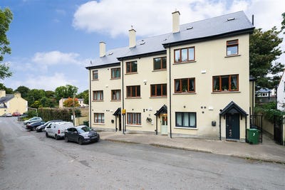 /international/ie/6-cruises-hill-naul-meath-210109675311/