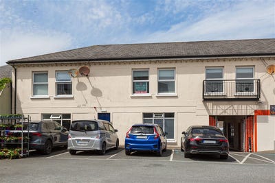 /international/ie/flat-2-supervalu-centre-wicklow-town-wicklow-210109677969/