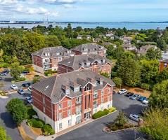 /international/ie/no-44-les-buissonnetts-sweetmans-ave-frascati-rd-blackrock-co-dublin-blackrock-louth-210110205210/