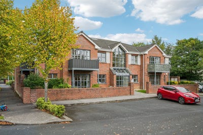 /international/ie/apartment-19-the-court-oldtown-mill-celbridge-kildare-210110360425/