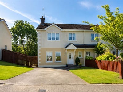 /international/ie/51-harmony-hill-letterkenny-donegal-210109672613/