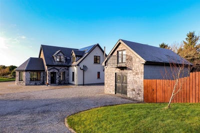 /international/ie/both-chuanna-thiar-spiddal-galway-210109681739/