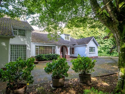 /international/ie/erindale-friarstown-curragh-kildare-210109684457/