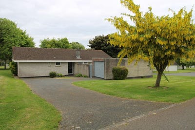 /international/ie/31-the-briary-blainroe-wicklow-town-wicklow-210109673371/